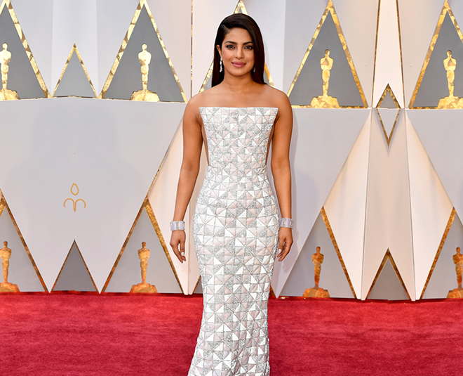 Ralph and Russo के gown में प्रियंका Priyanka chopda stunning look Inside